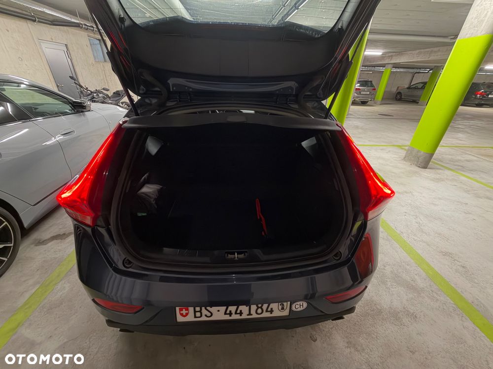 Volvo V40 T3 Drive-E Ocean Race - 10
