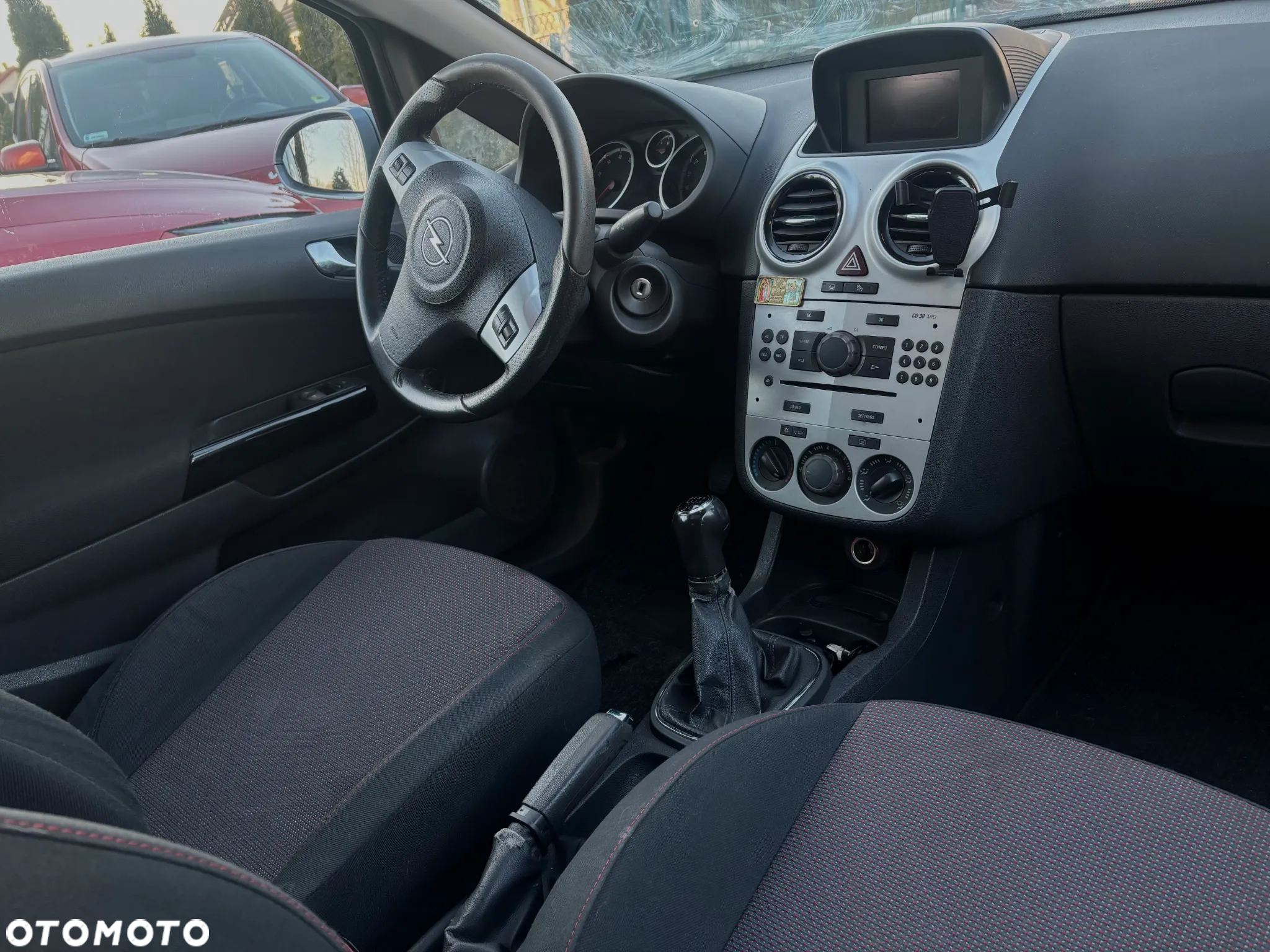 Opel Corsa 1.4 16V Enjoy - 8