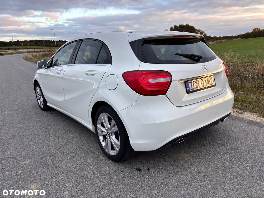 Mercedes-Benz A-Class 2015 photo 4