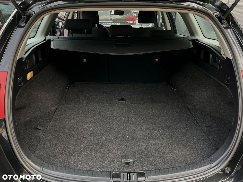 Toyota Auris 1.6 Premium Comfort - 33