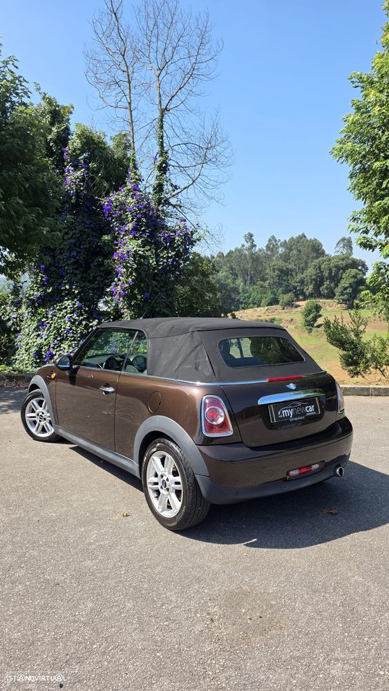 MINI Cabrio Cooper D - 11