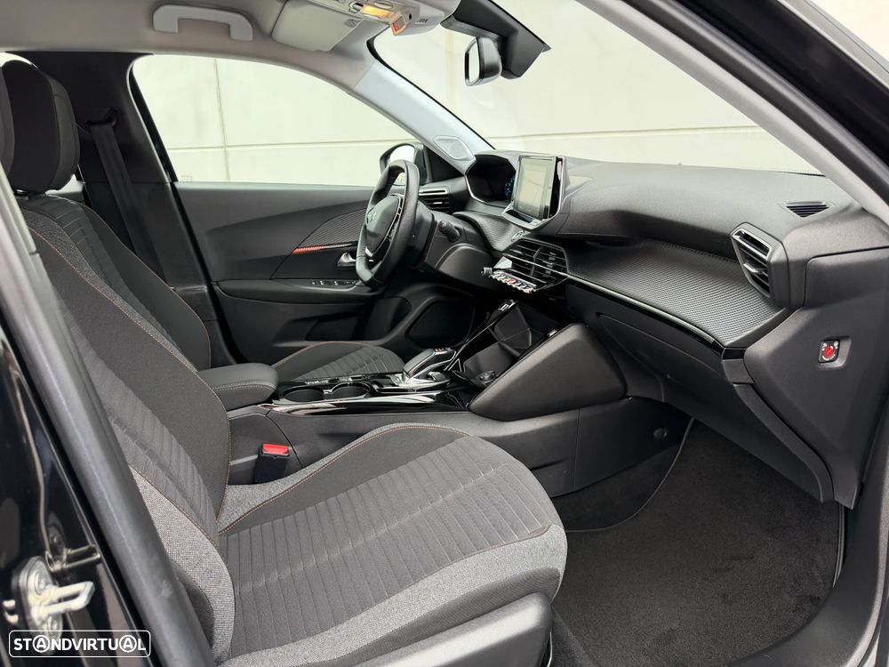 Peugeot e-2008 50 kWh Active Pack - 14