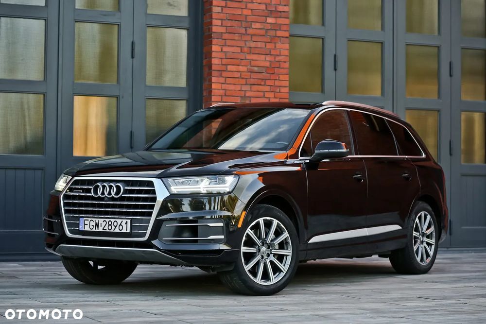 Audi Q7 - 7