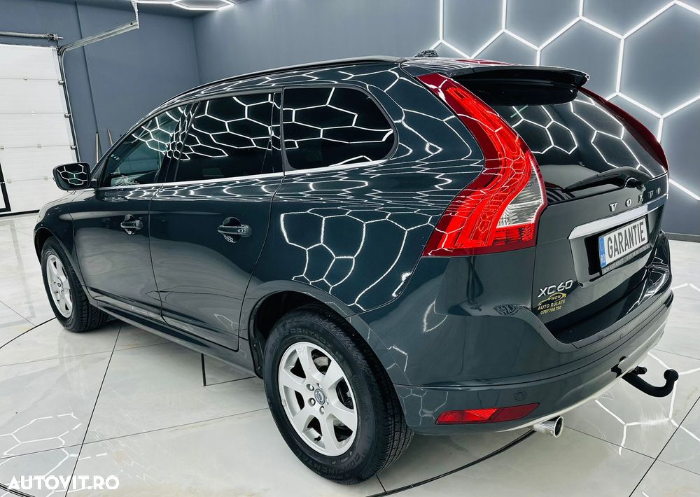 Volvo XC 60 D3 Momentum - 5