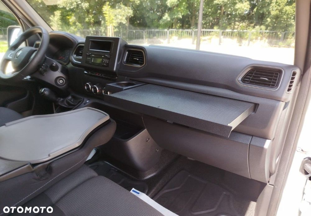 Renault Master - 25