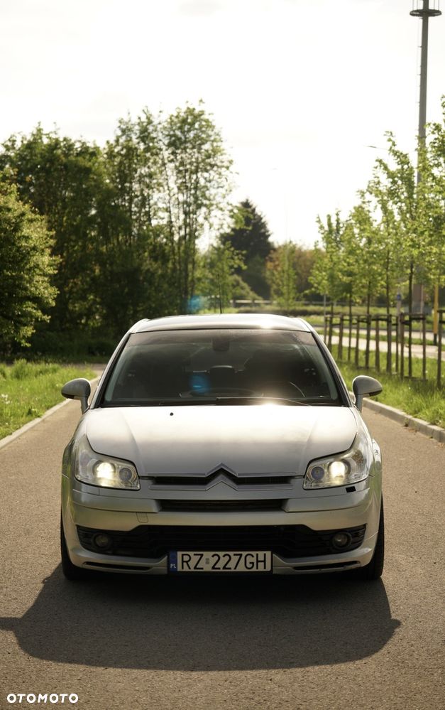 Citroën C4 2.0 HDi VTS - 3