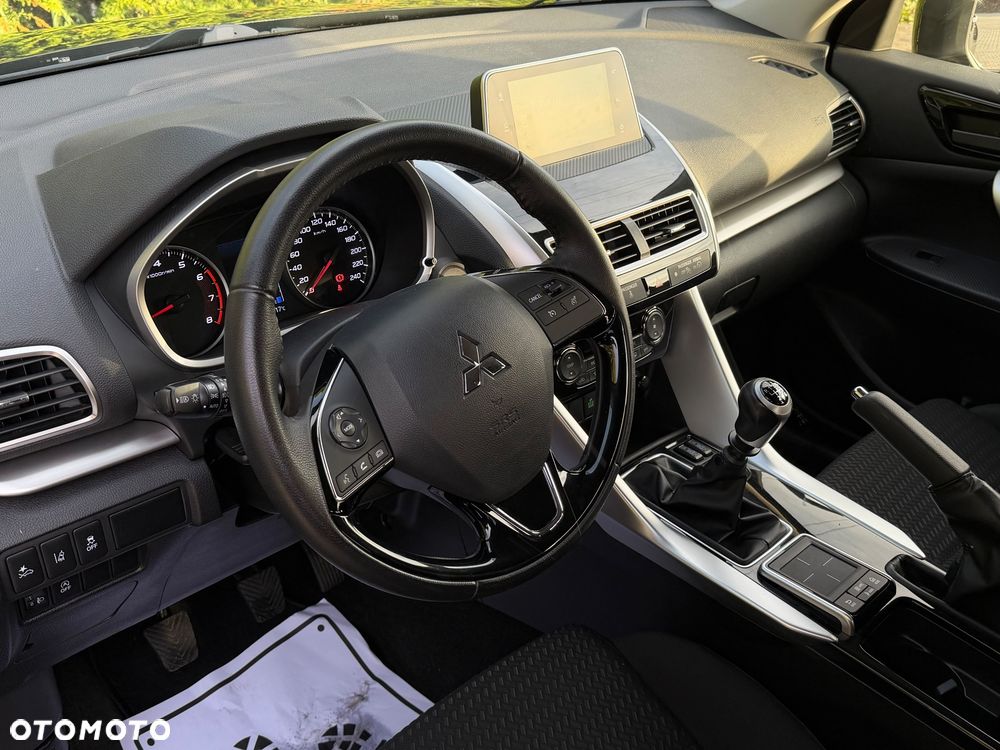 Mitsubishi Eclipse Cross - 20