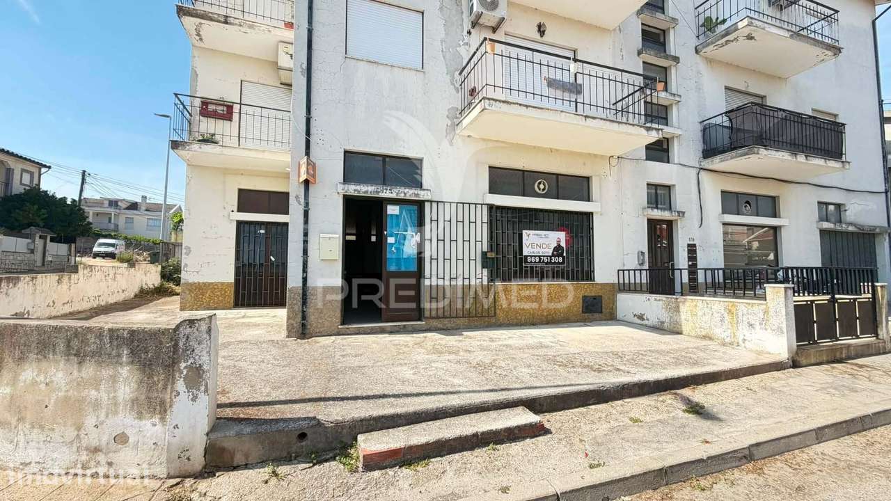 Loja Comercial com Potencial de Conversão em Apartamento - Grande imagem: 2/11