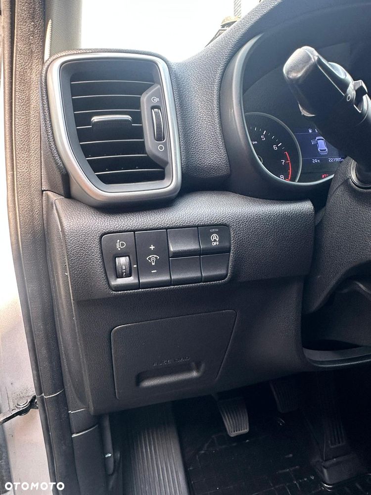 Kia Sportage 1.6 T-GDI Business Line 4WD - 12