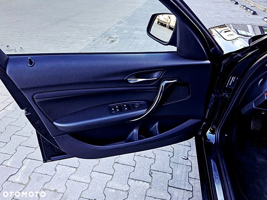BMW Seria 1 118d xDrive Sport Line - 33
