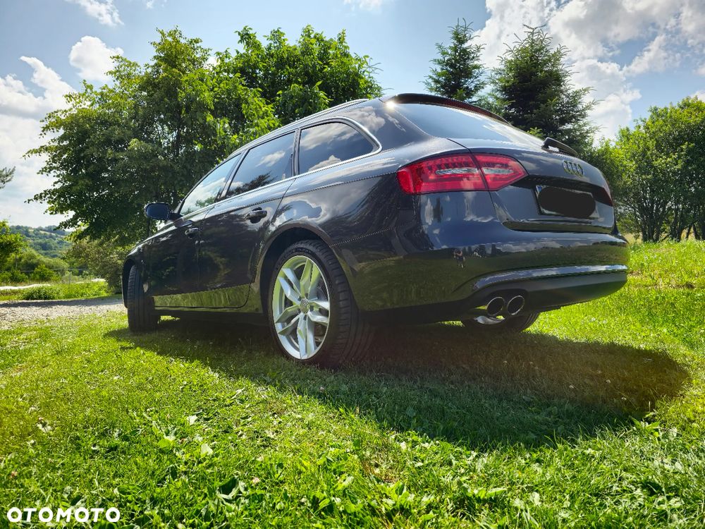 Audi A4 Avant 2.0 TDI DPF multitronic Ambiente - 12