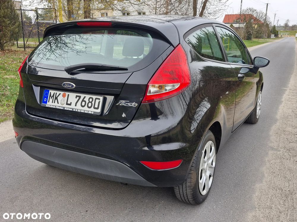 Ford Fiesta 1.25 Titanium EU5 - 23