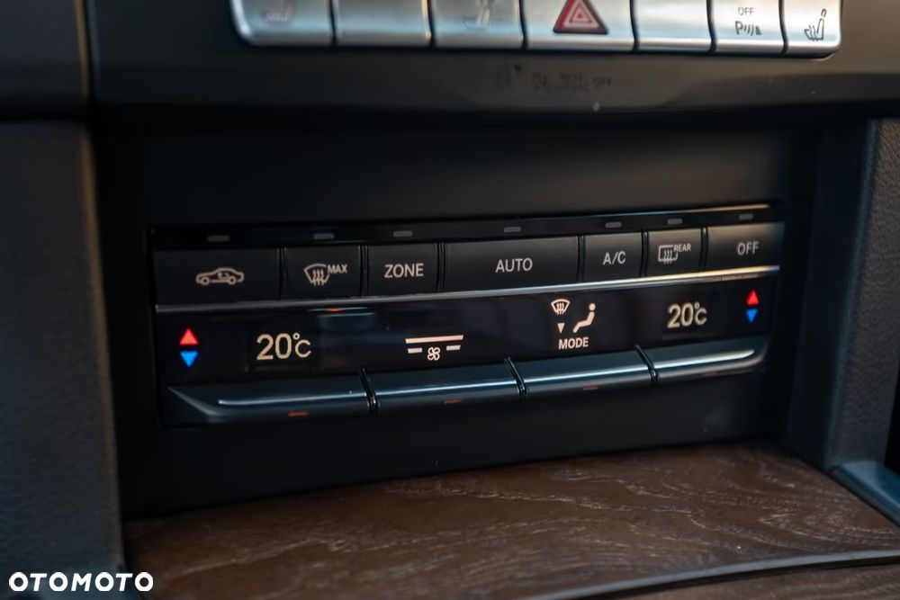 Mercedes-Benz Klasa E 300 BlueTec Hybrid - 10