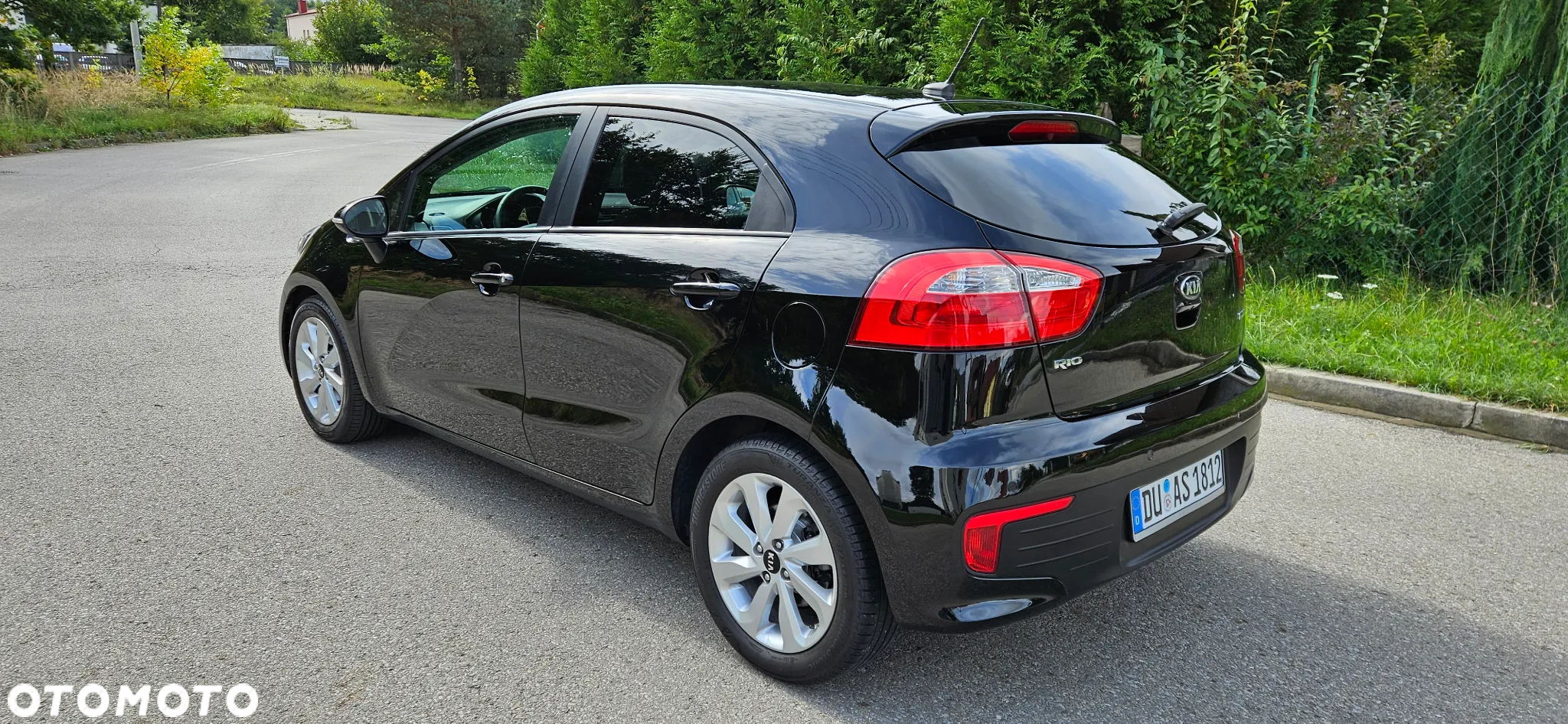 Kia Rio - 5