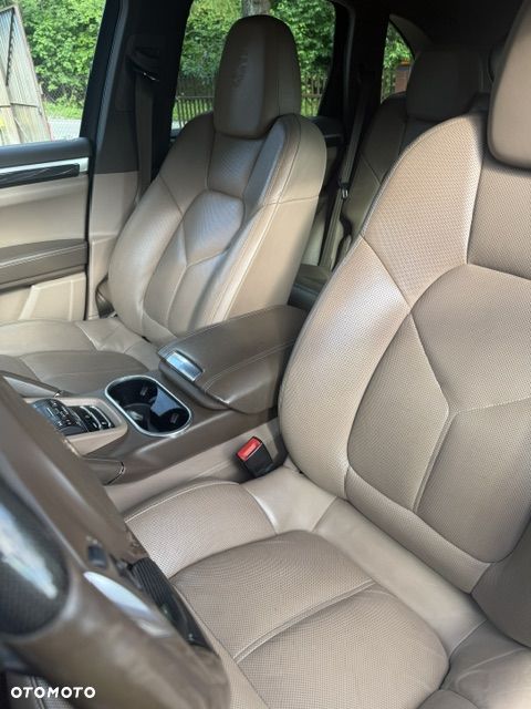 Porsche Cayenne S Diesel - 25