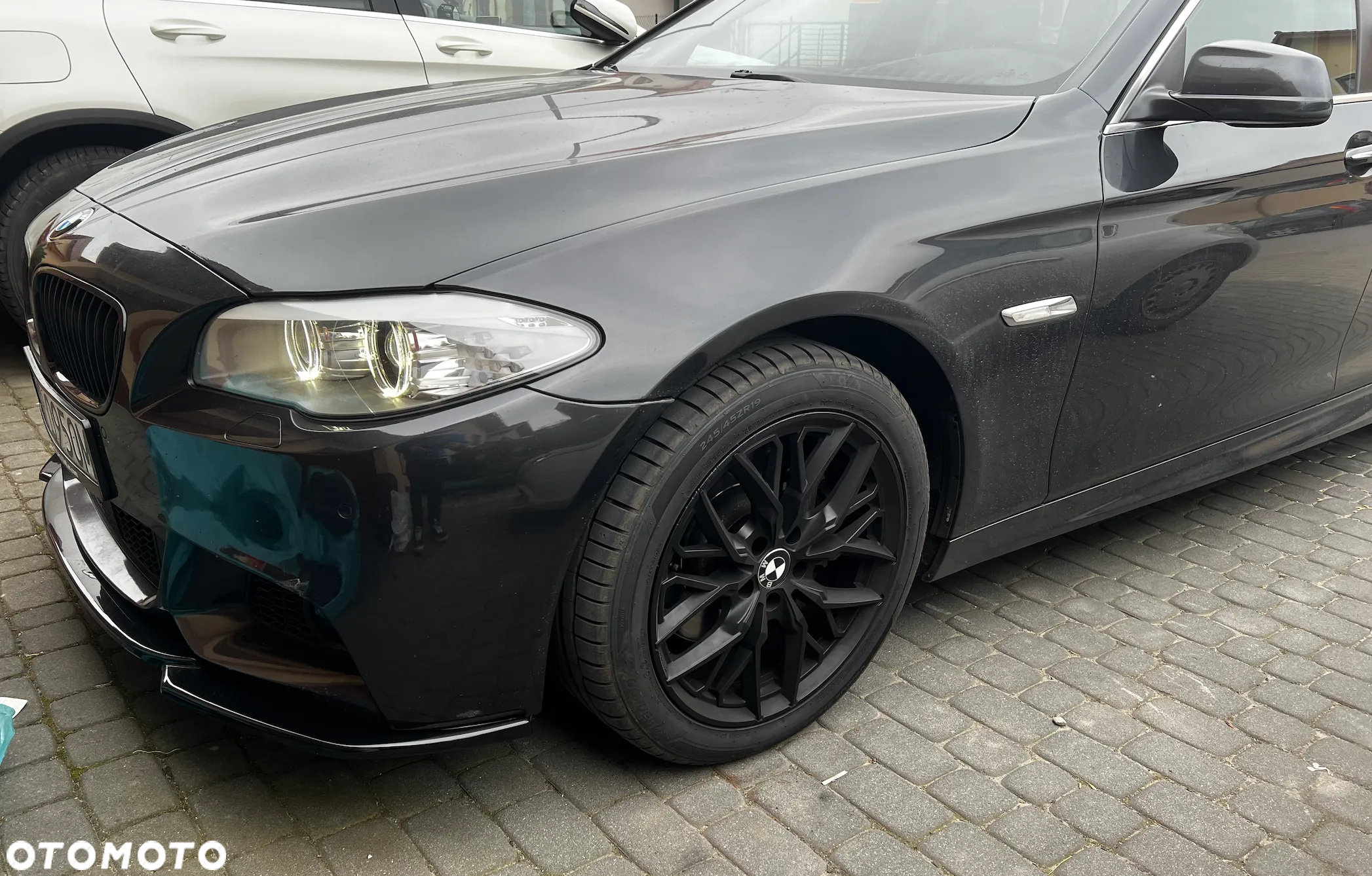 BMW Seria 5 525d xDrive - 2