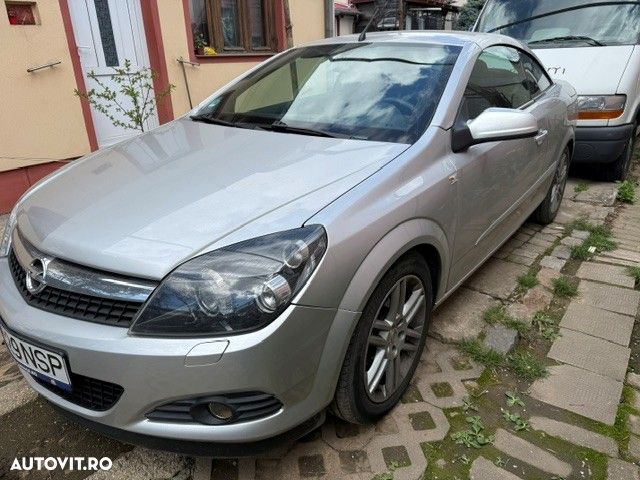Opel Astra 1.9 CDTI Cosmo - 2