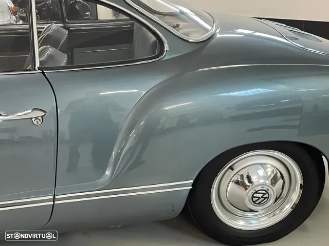 VW Karmann Ghia - 14