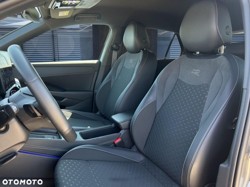 Volkswagen T-Roc - 7