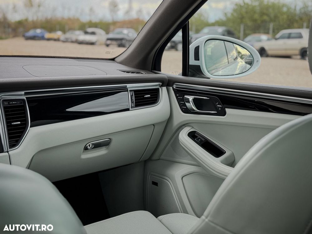 Porsche Macan 3.0 PDK S - 28
