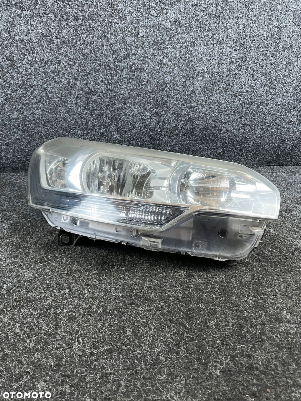 citroen c5 III X7 reflektor lampa prawy przód prawa przednia - 3