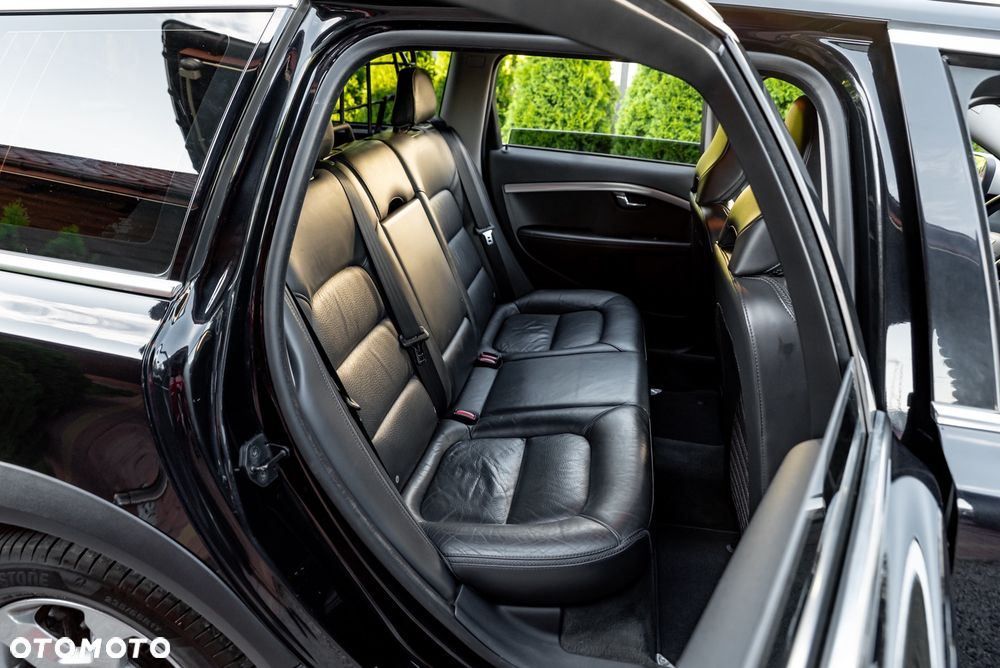 Volvo XC 70 D5 AWD Geartronic Summum - 22