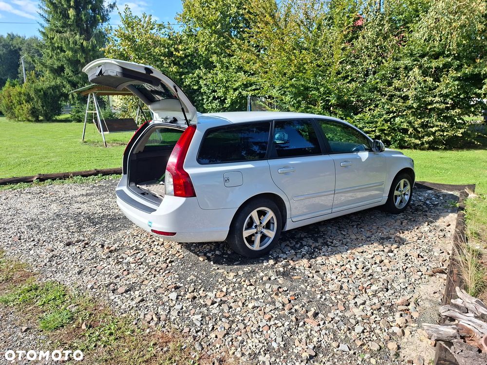 Volvo V50 - 10