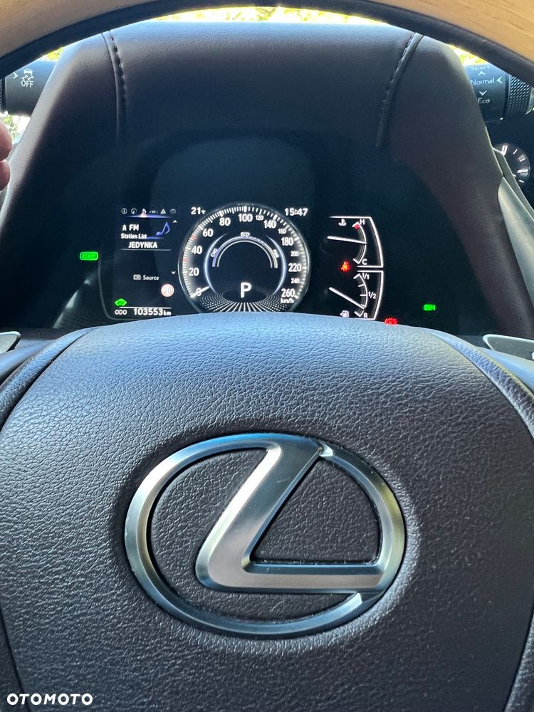 Lexus ES - 26