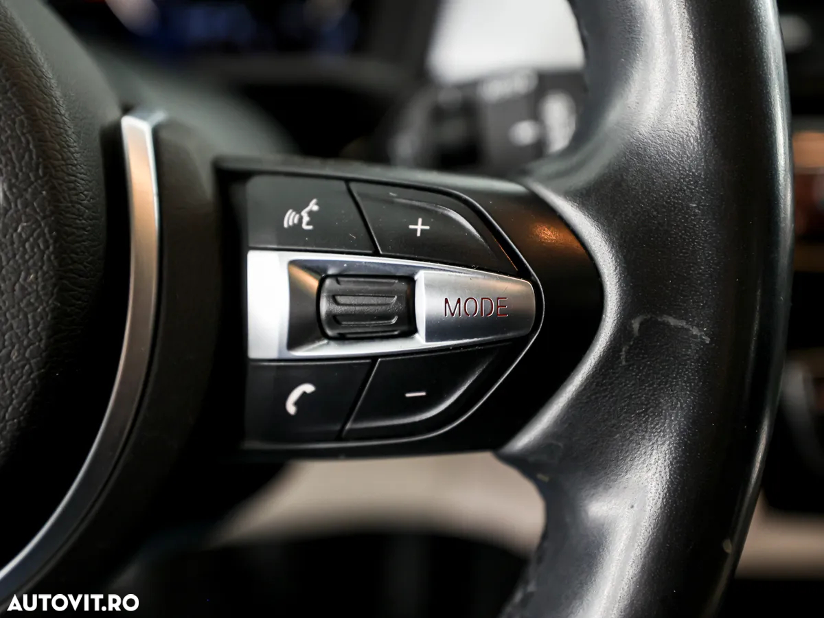 BMW X2 sDrive18i Edition Goldplay - 21