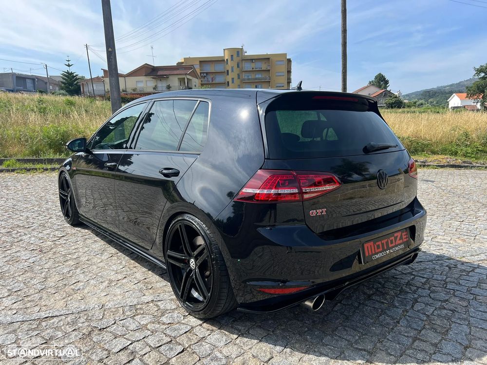 VW Golf 2.0 TSi GTi DSG Performance - 3