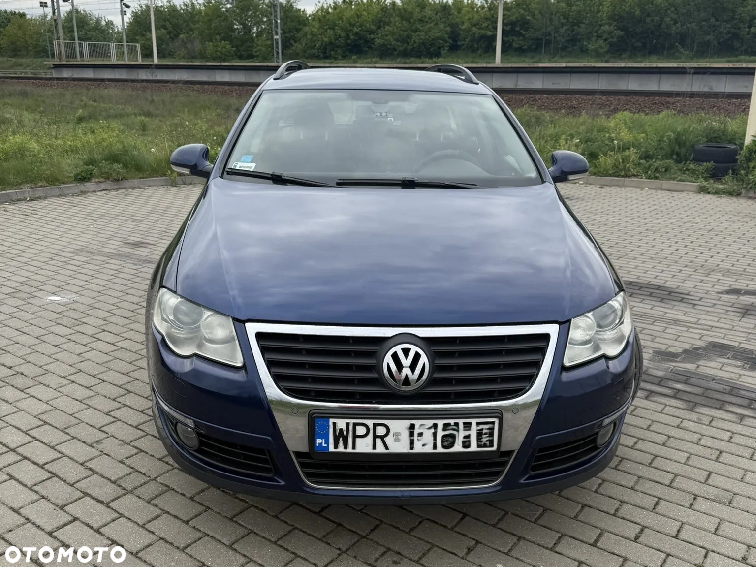 Volkswagen Passat 2.0 TDI Comfortline - 4