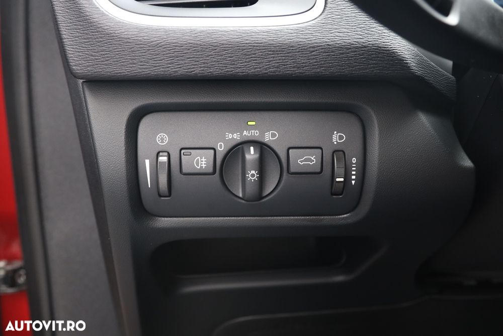 Volvo V40 Cross Country D2 - 25