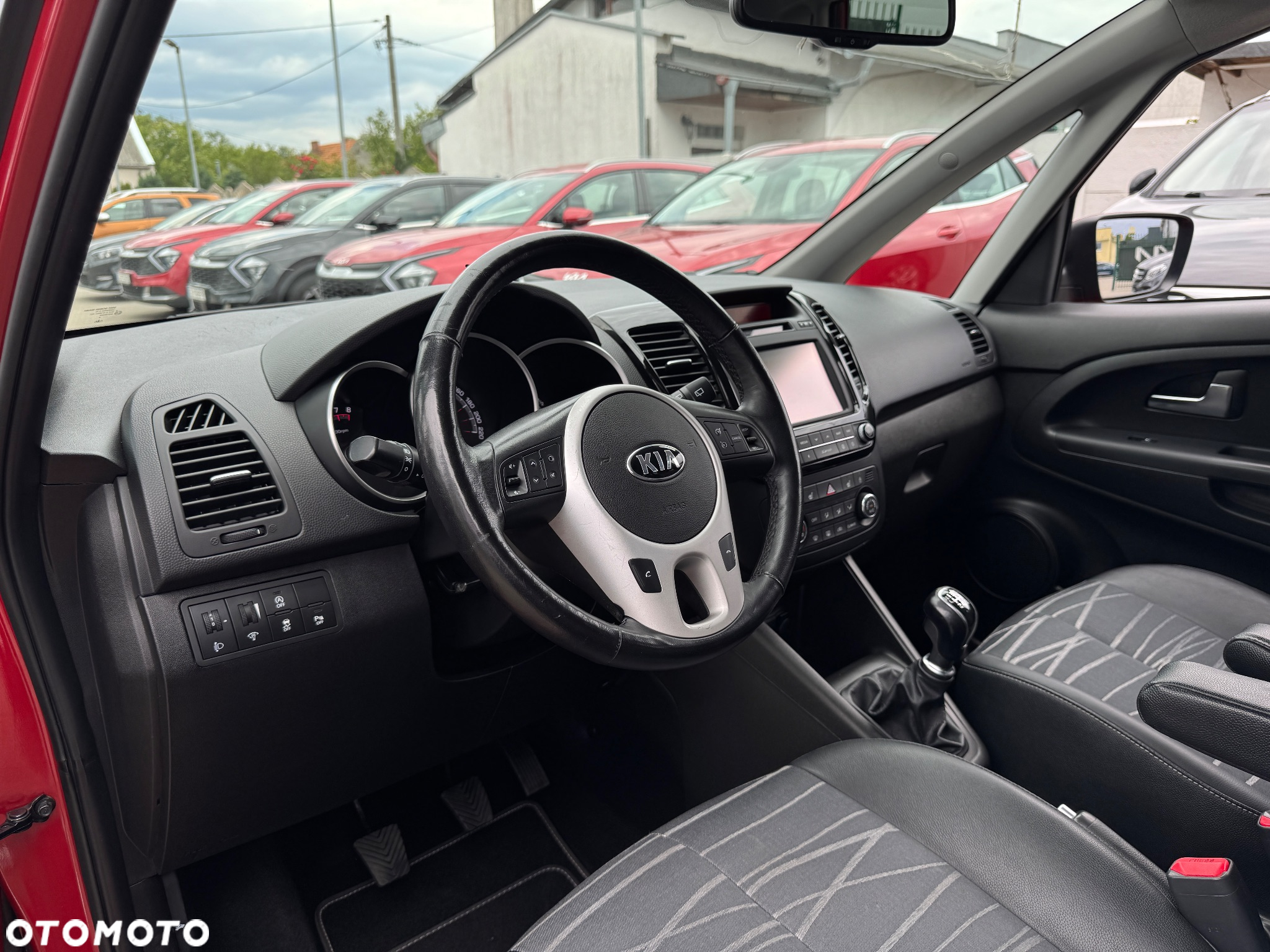 Kia Venga 1.6 Business Line - 9