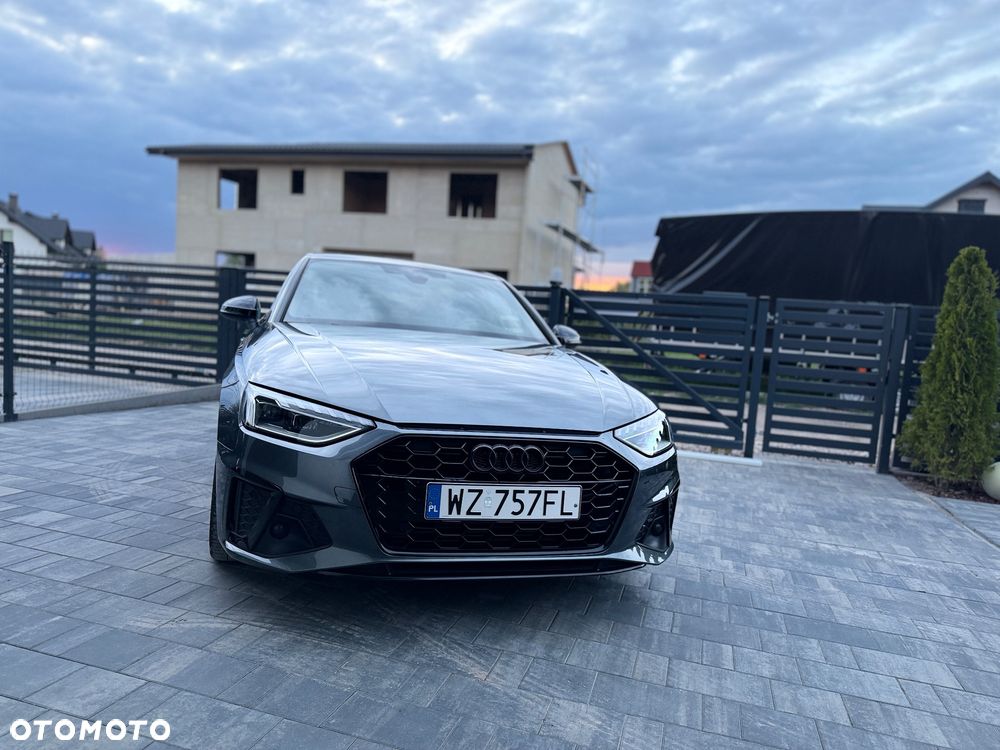 Audi A4 Limousine 35 TFSI mHEV S Line S tronic - 1