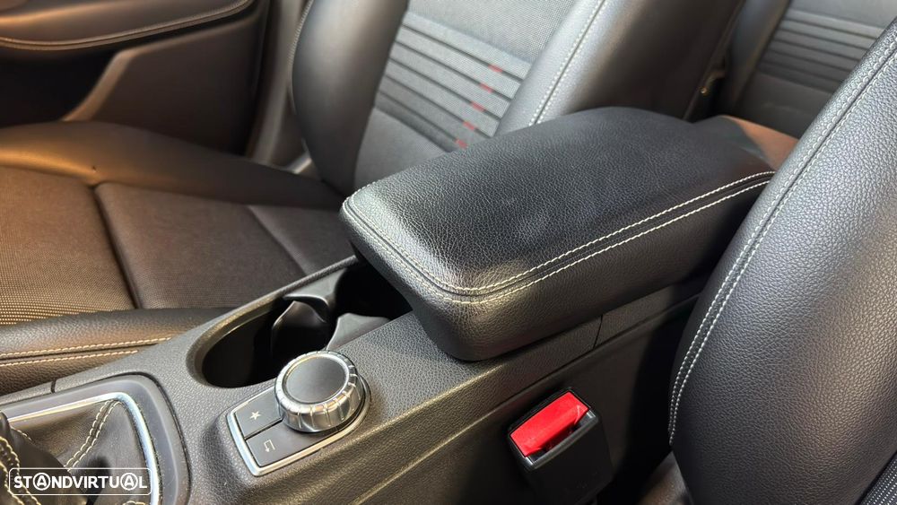 Mercedes-Benz B 180 d Urban - 31