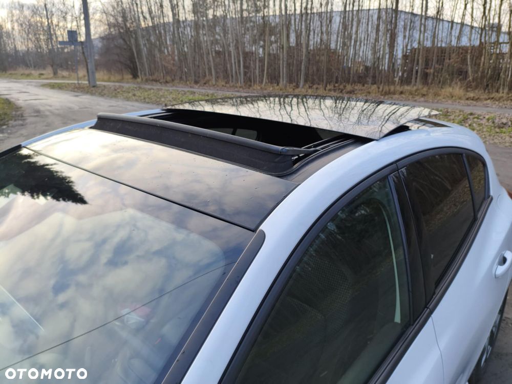 Ford Focus 1.5 EcoBlue STart-Stopp-System ST-LINE X - 18