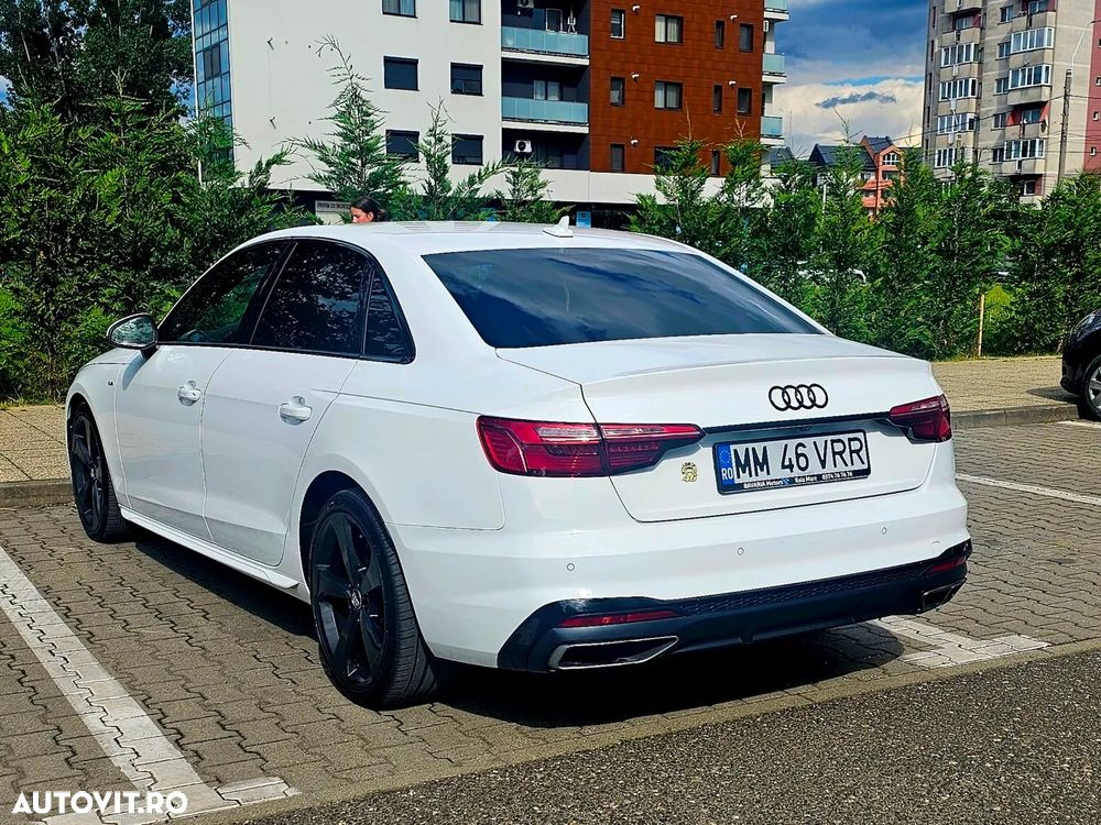 Audi A4 Limuzina 30 TDI S tronic MHEV S Line - 4