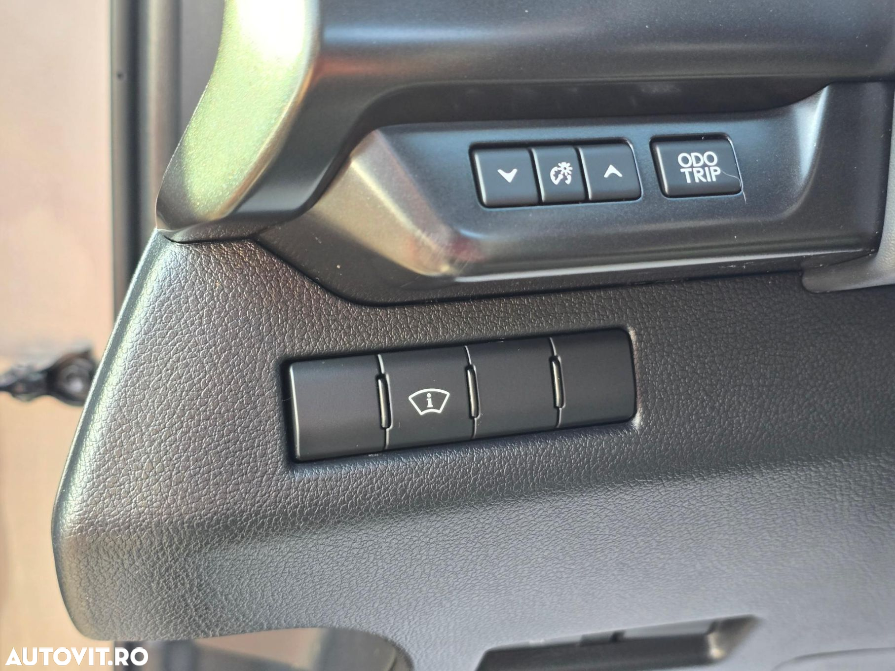 Lexus UX 250h Luxury Line - 9