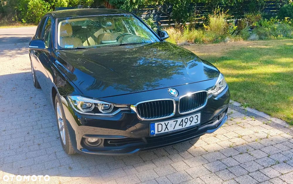 BMW Seria 3 318i GPF Luxury Line - 1