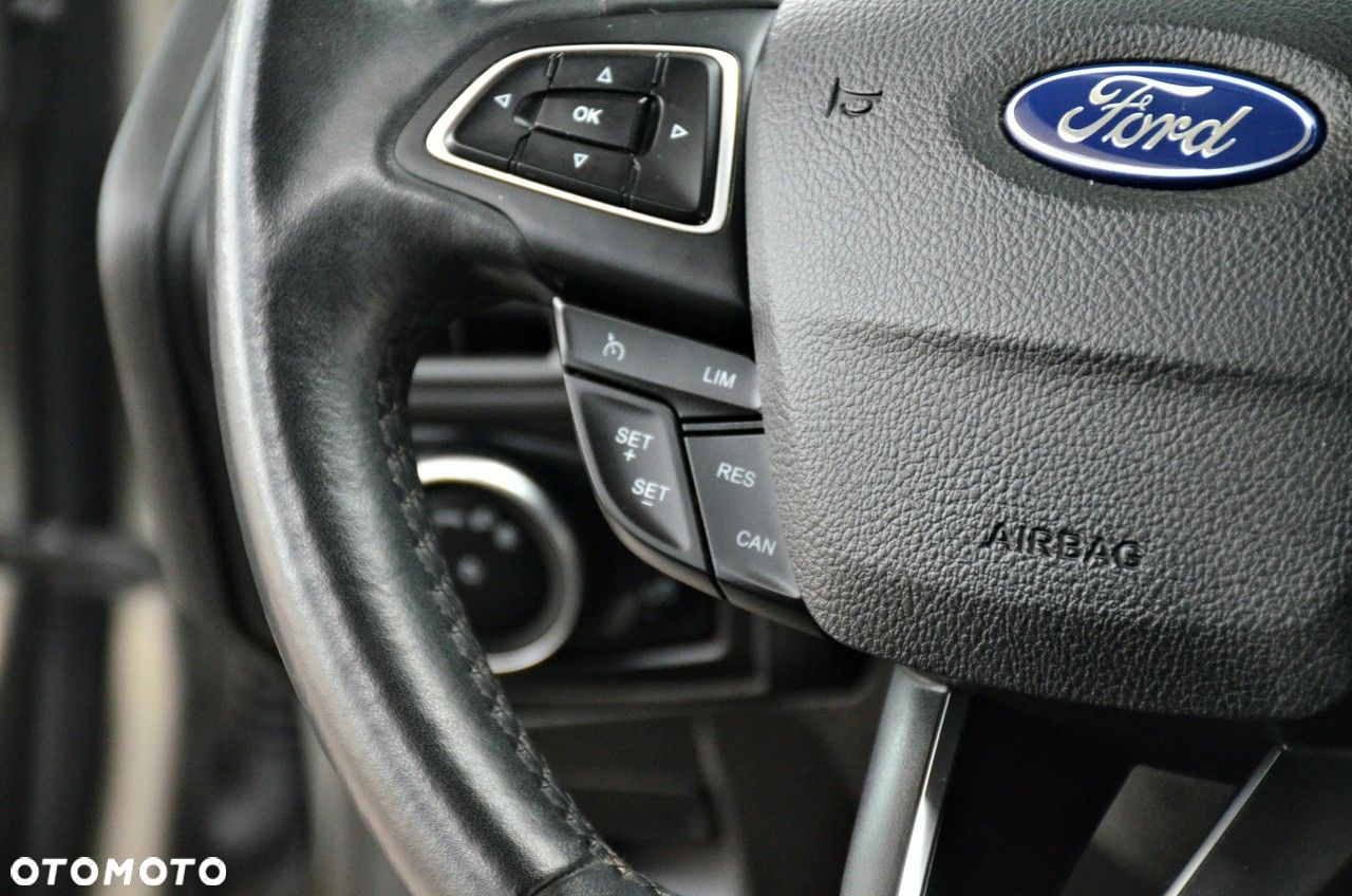 Ford Focus - 27
