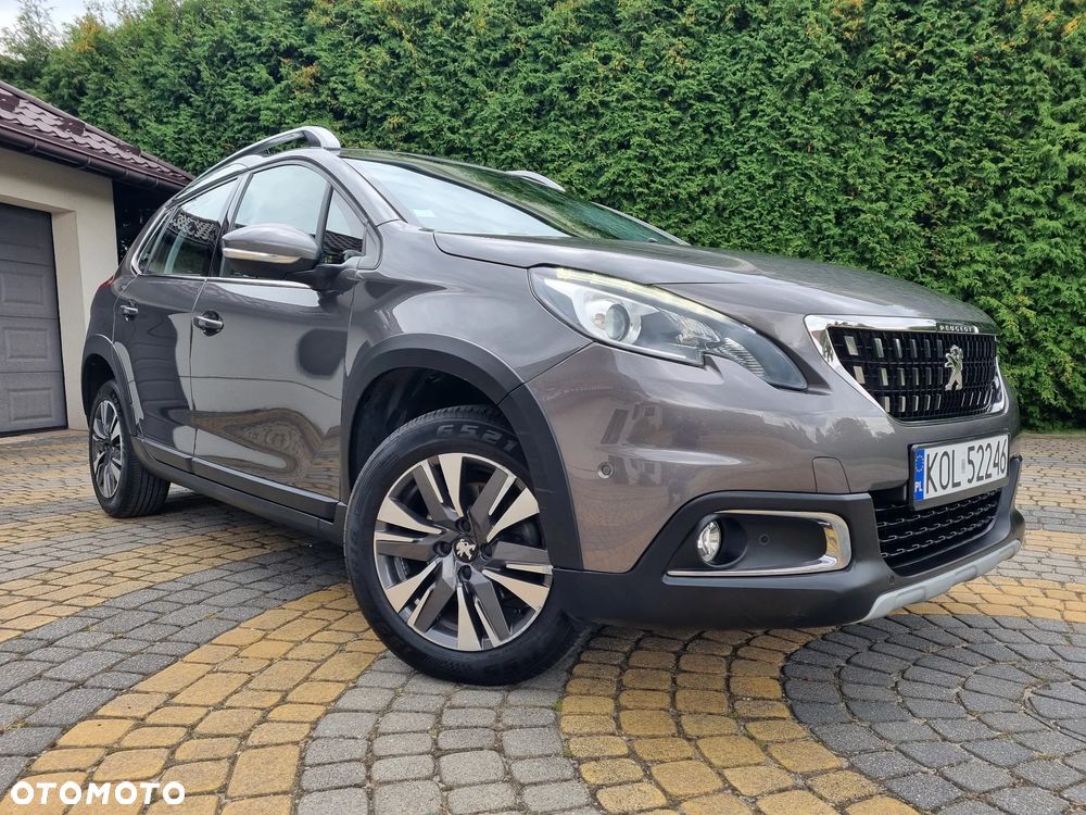Peugeot 2008 1.2 Pure Tech Allure S&S - 2