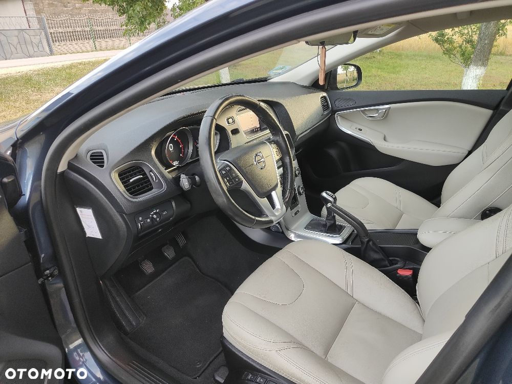 Volvo V40 - 4