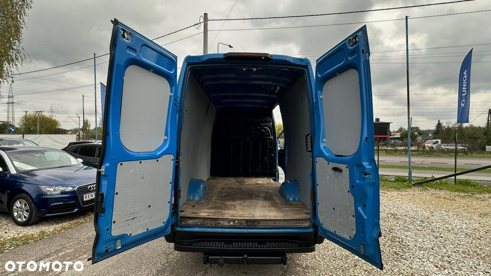 Iveco Daily 35 S17 - 10