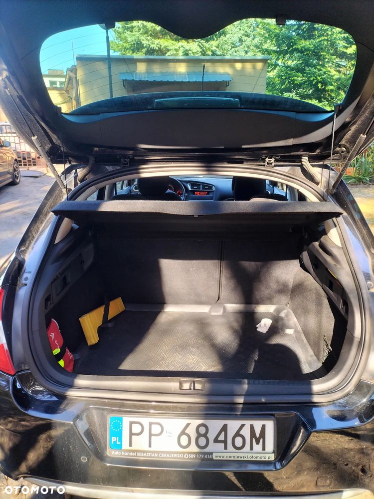 Citroën C4 1.4 VTi Attraction - 5