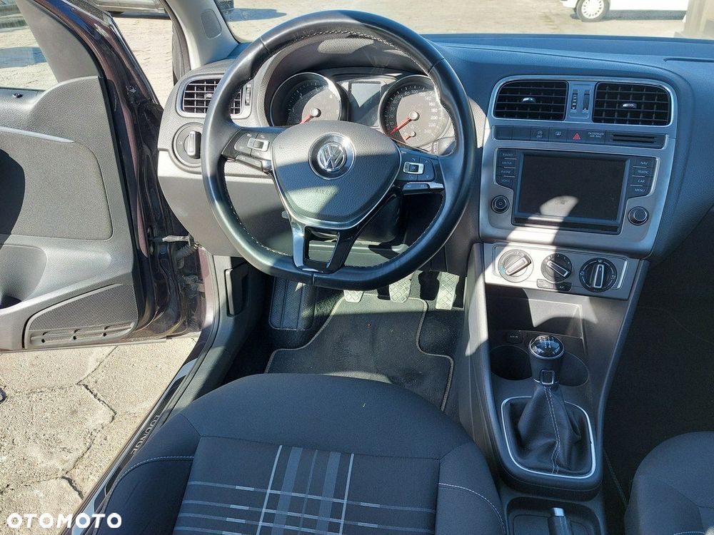 Volkswagen Polo - 18
