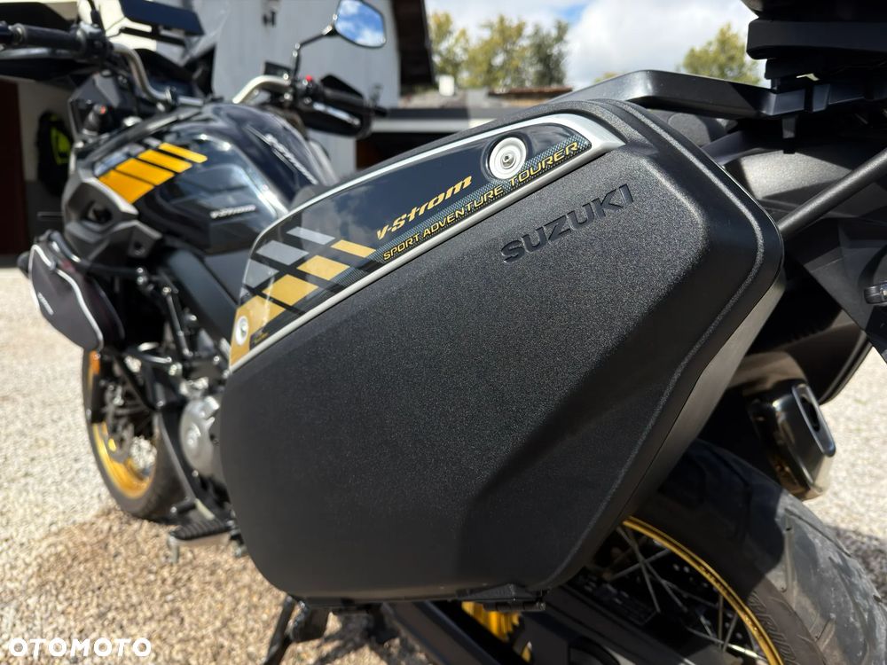 Suzuki V-STROM - 9