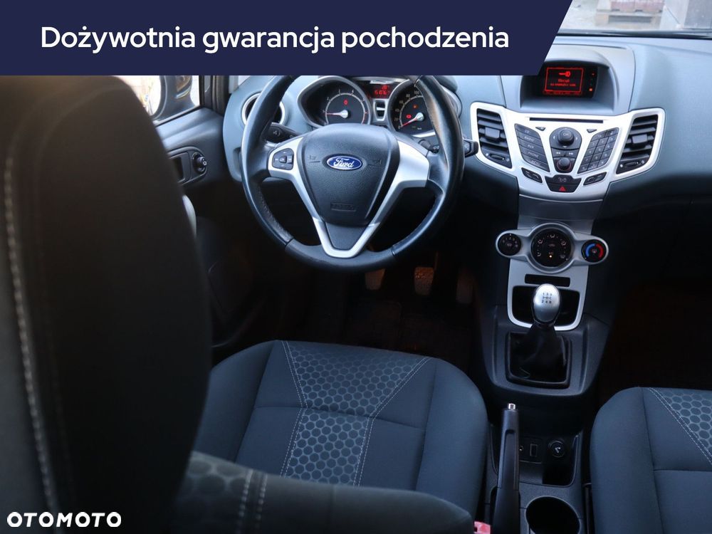 Ford Fiesta - 9