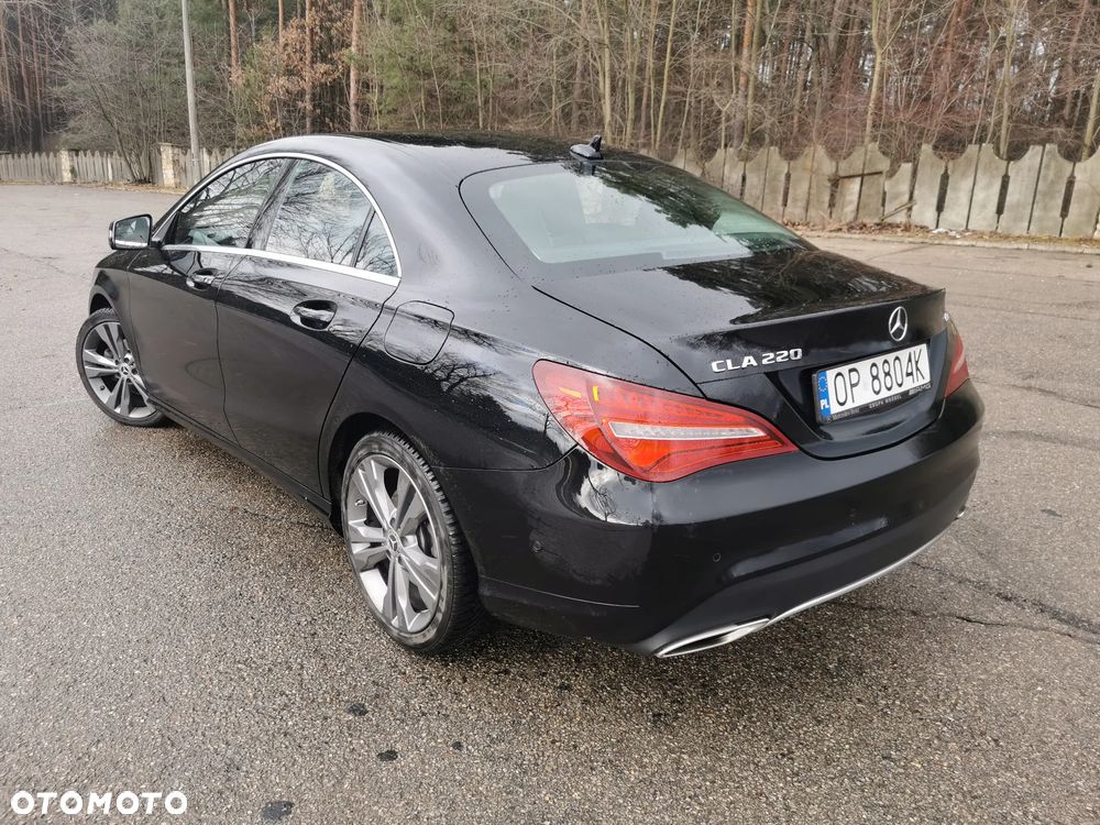 Mercedes-Benz CLA 220 4-Matic - 3