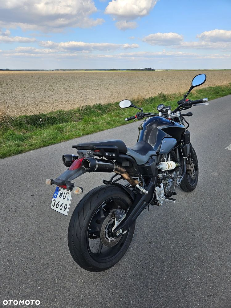 Yamaha MT - 3