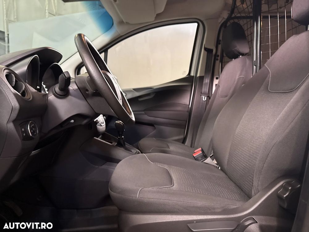 Ford Transit - 18